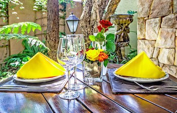 Afrique Boutique Hotel Oliver Tambo