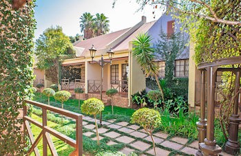 Afrique Boutique Hotel Oliver Tambo