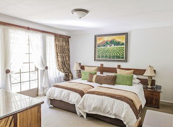 Afrique Boutique Hotel Oliver Tambo