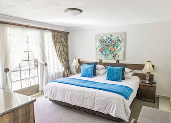 Afrique Boutique Hotel Oliver Tambo