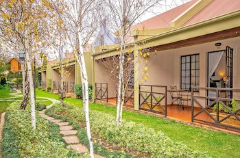 Afrique Boutique Hotel Oliver Tambo