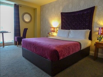 Raheen Woods Hotel