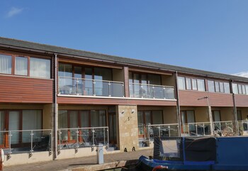 Tewitfield Marina
