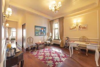 The Elgin Mount Pandim - A Heritage Resort & Spa