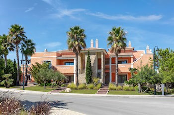Cascade Wellness Resort