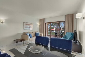 Cascade Wellness Resort