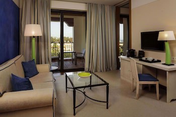 Cascade Wellness Resort