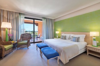 Cascade Wellness Resort