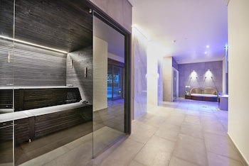 Cascade Wellness Resort