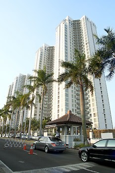 The Residences At Puri Casablanca