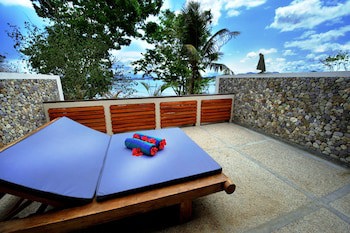 Cocotinos Sekotong, A Boutique Beach Resort & Spa