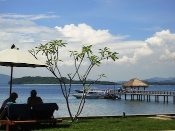 Cocotinos Sekotong, A Boutique Beach Resort & Spa
