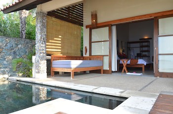 Cocotinos Sekotong, A Boutique Beach Resort & Spa