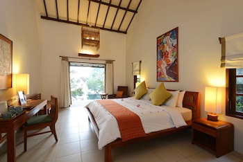 Cocotinos Sekotong, A Boutique Beach Resort & Spa