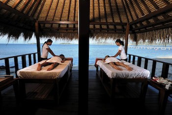 Cocotinos Sekotong, A Boutique Beach Resort & Spa