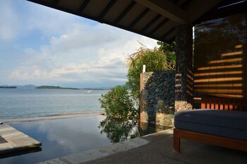 Cocotinos Sekotong, A Boutique Beach Resort & Spa
