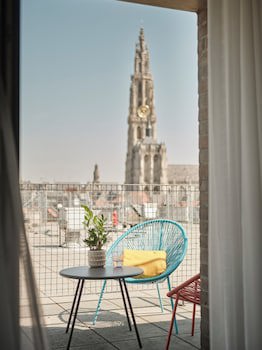 Banks Antwerp