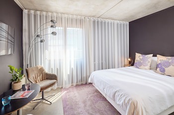 Banks Antwerp