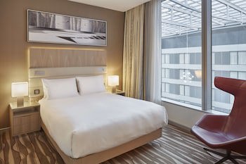 Hilton Frankfurt Airport galeri fotoğrafı