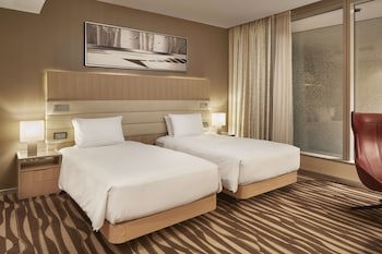 Hilton Frankfurt Airport galeri fotoğrafı