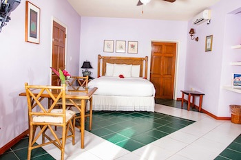 The Villas At Sunset Lane - Adults Only