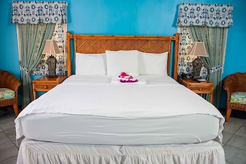 The Villas At Sunset Lane - Adults Only