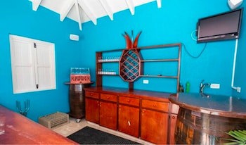 The Villas At Sunset Lane - Adults Only