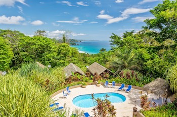 Red Frog Beach Island Resort