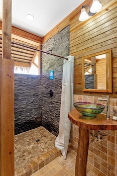 Red Frog Beach Island Resort