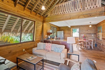Red Frog Beach Island Resort