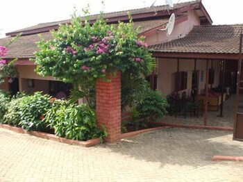 Coconut Grove Miners Lodge