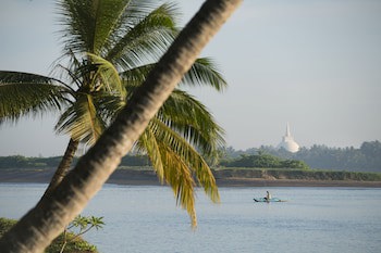 Avani Kalutara Resort