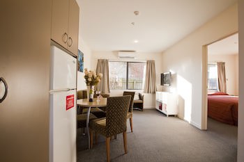 298 Westside Motor Lodge