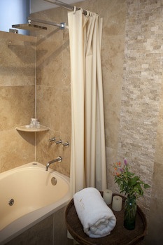 Antara Hotel & Suites - Miraflores