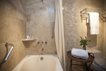 Antara Hotel & Suites - Miraflores