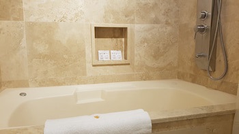 Antara Hotel & Suites - Miraflores