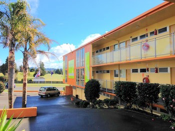 Greenview Motel