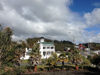 Greenview Motel