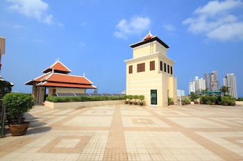 Aiyara Palace