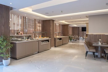 Corp Executive Hotel Doha Suites