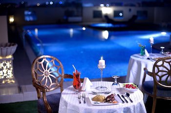 Corp Executive Hotel Doha Suites