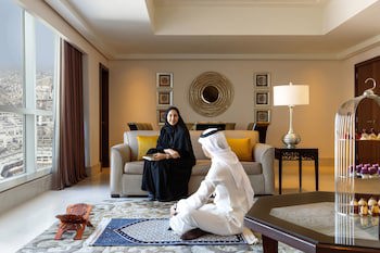 Fairmont Makkah Clock Royal Tower
