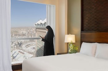 Fairmont Makkah Clock Royal Tower