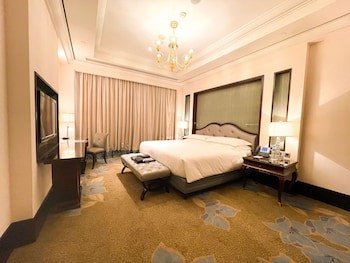 Fairmont Makkah Clock Royal Tower