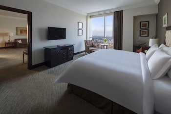 Fairmont Makkah Clock Royal Tower