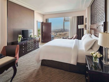 Fairmont Makkah Clock Royal Tower