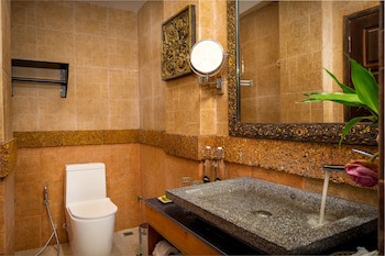 Golden Temple Hotel