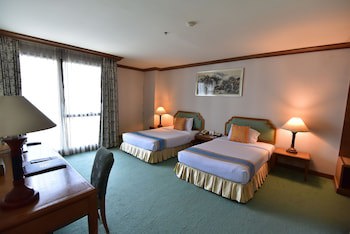 Thumrin Thana Hotel