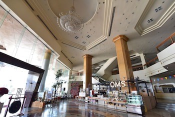 Thumrin Thana Hotel