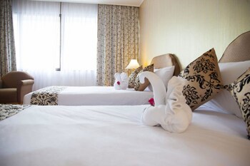 Thumrin Thana Hotel
